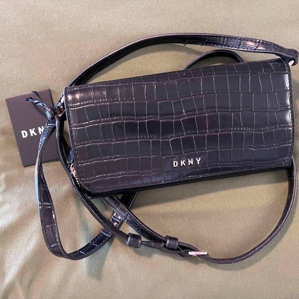DKNY 🐊  Vibes!